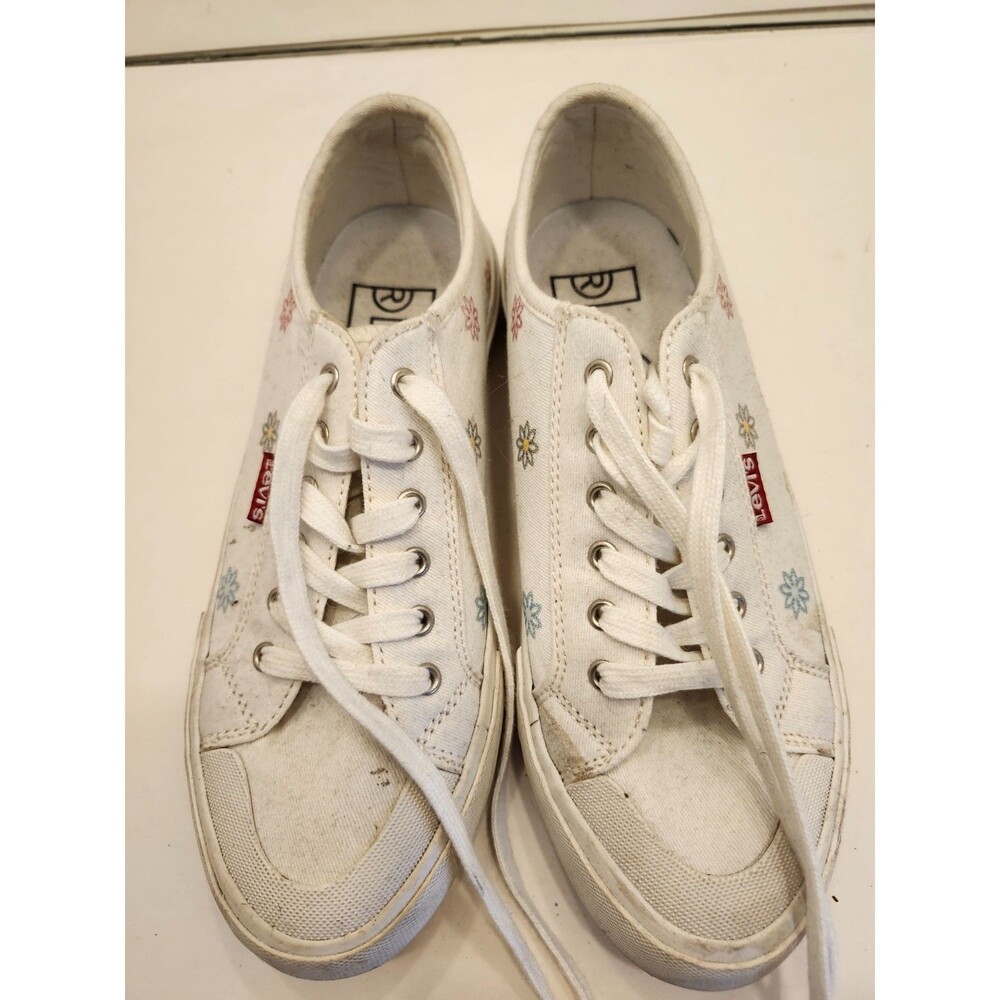 Levi’s Women’s Floral Canvas Sneakers Size 6 White Multicolor Worn Once Kohl’s
